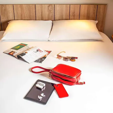 Ibis 3*
